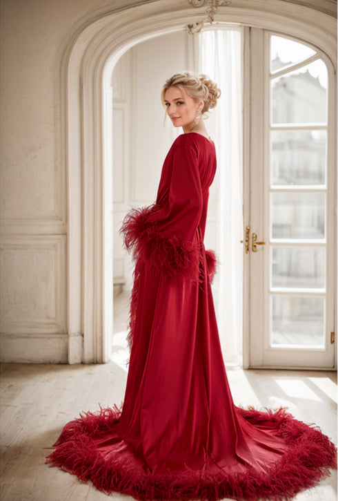 Luxury Thick Ostrich Feather Floor-Length Satin Robe with Train – Elegant Bridal Loungewear