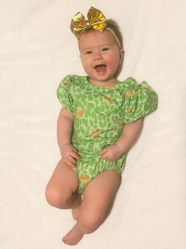 Green leopard flutter leo