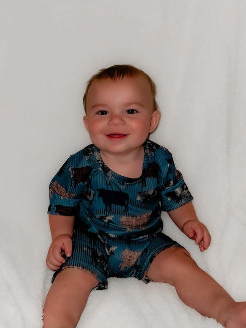Cattle ribbed material boy romper