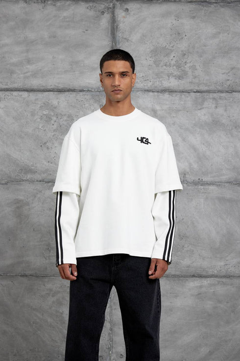Oversized "404" Graphic T-Shirt – Layered Three-Stripe Long Sleeve