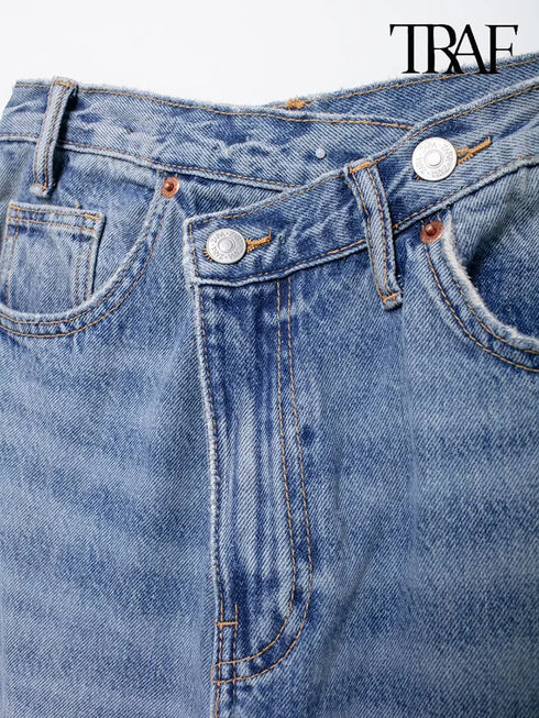 High-Waist Wide-Leg Striped Jeans – Trendy and Comfortable for All Seasons