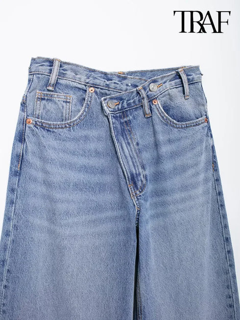 High-Waist Wide-Leg Striped Jeans – Trendy and Comfortable for All Seasons