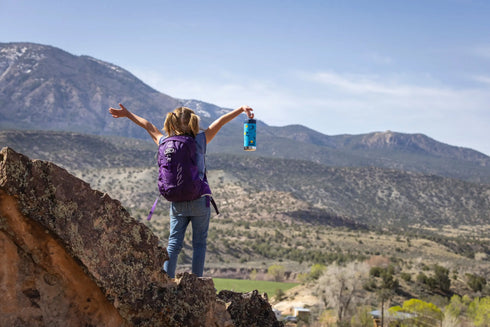 12 fl oz Stainless Steel Insulated Water Bottle Twist Cap Surfer