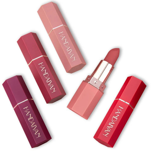 Long-Lasting Lipstick – Soft Texture, Lightweight & Portable