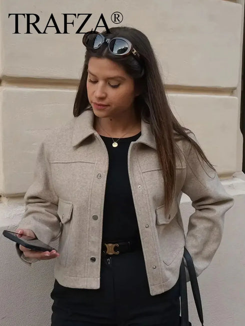 TRAFZA Women’s High Street Button-Up Jacket – Solid Color Long Sleeve Autumn Casual Outerwear with Front Pockets