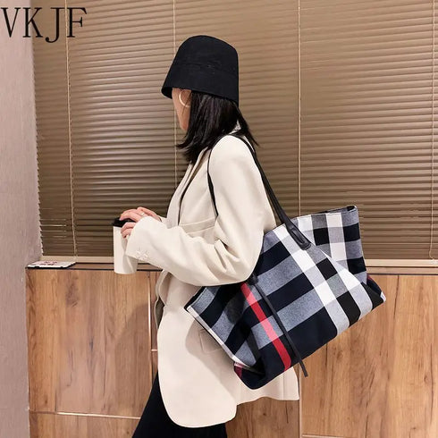 Fashion Striped Women's Handbag - Large Capacity Shoulder Bag