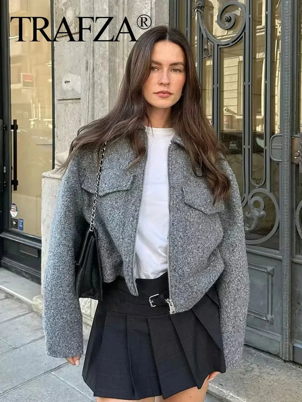 Streetwear Turn-Down Collar Zipper Jacket – Solid Color Urban Outerwear for Women