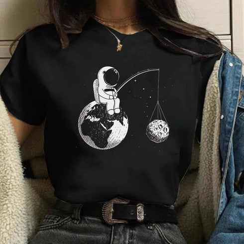 Moon Graphic Printed T Shirt for Women-Casual Tee Shirt