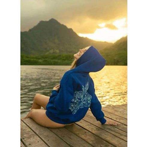 Premium Cotton-Polyester Fleece Pullover Featuring Unique “Everything Comes in Waves” and Hawaii Hibiscus Designs, Comfortable Fit for Everyday Wear