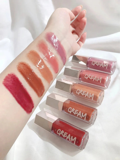 High-Shine Vegan Lip Gloss – Moisturizing, Hydrating, and Nutrient-Rich