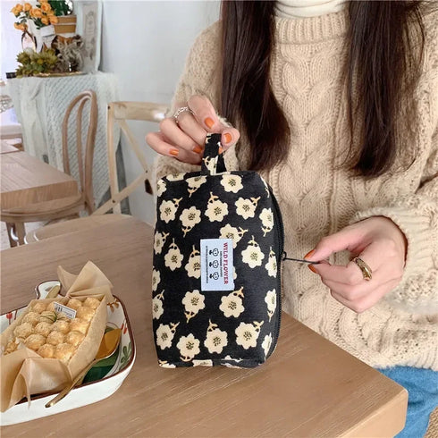 New Flower Pattern Women Makeup Bag Toiletries Cosmetic Organizer Zipper Bag Travel Wash Pouch Cosmetic Bag Make Up Storage Case
