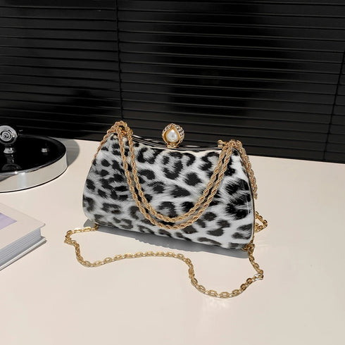 VKTECH Women's Rhinestone Leopard Evening Bag – Elegant Chain Crossbody Clutch for Weddings, Parties, and Formal Events