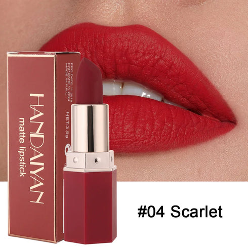 Long-Lasting Lipstick – Soft Texture, Lightweight & Portable