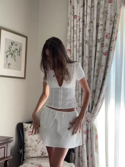 Pencil Mini Skirt – Vintage Style for Spring and Summer