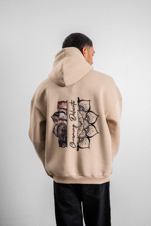 Street Style Oversize Hoodie – Unisex Hoodie with Artistic Baroque Print