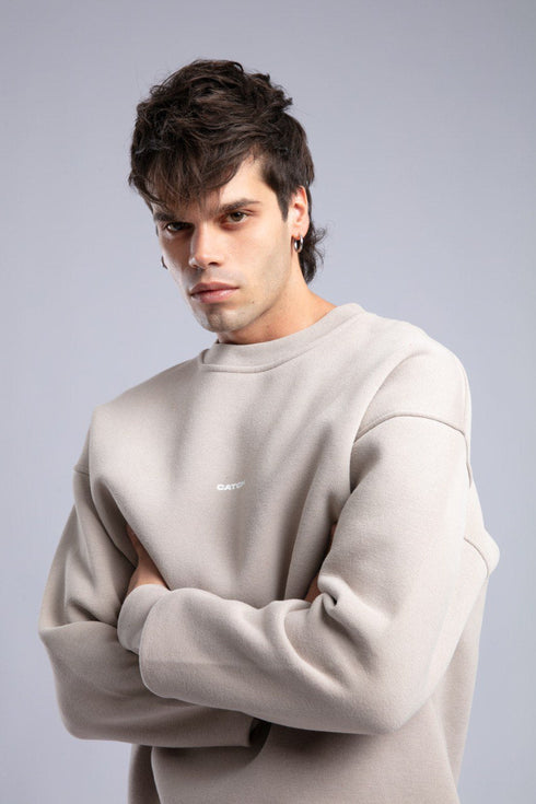 CATCH Oversized Unisex Sweatshirt – Minimal Streetwear Studio Collection