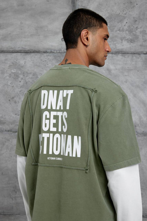 Unisex Layered Graphic T-Shirt – Distressed Boxy Long Sleeve