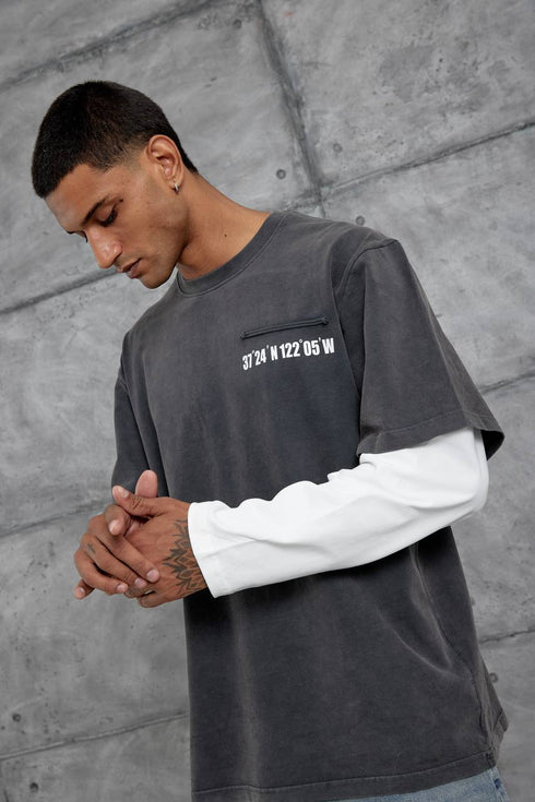 Unisex Layered Graphic T-Shirt – Distressed Boxy Long Sleeve