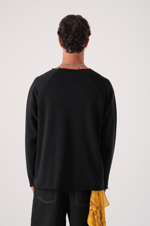Unisex Oversized Raglan Sweatshirt - Raw Hem Detail
