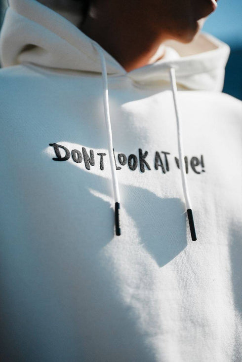 Oversize 'Red Roses' Graphic Hoodie - Dark Aesthetic Streetwear Sweatshirt